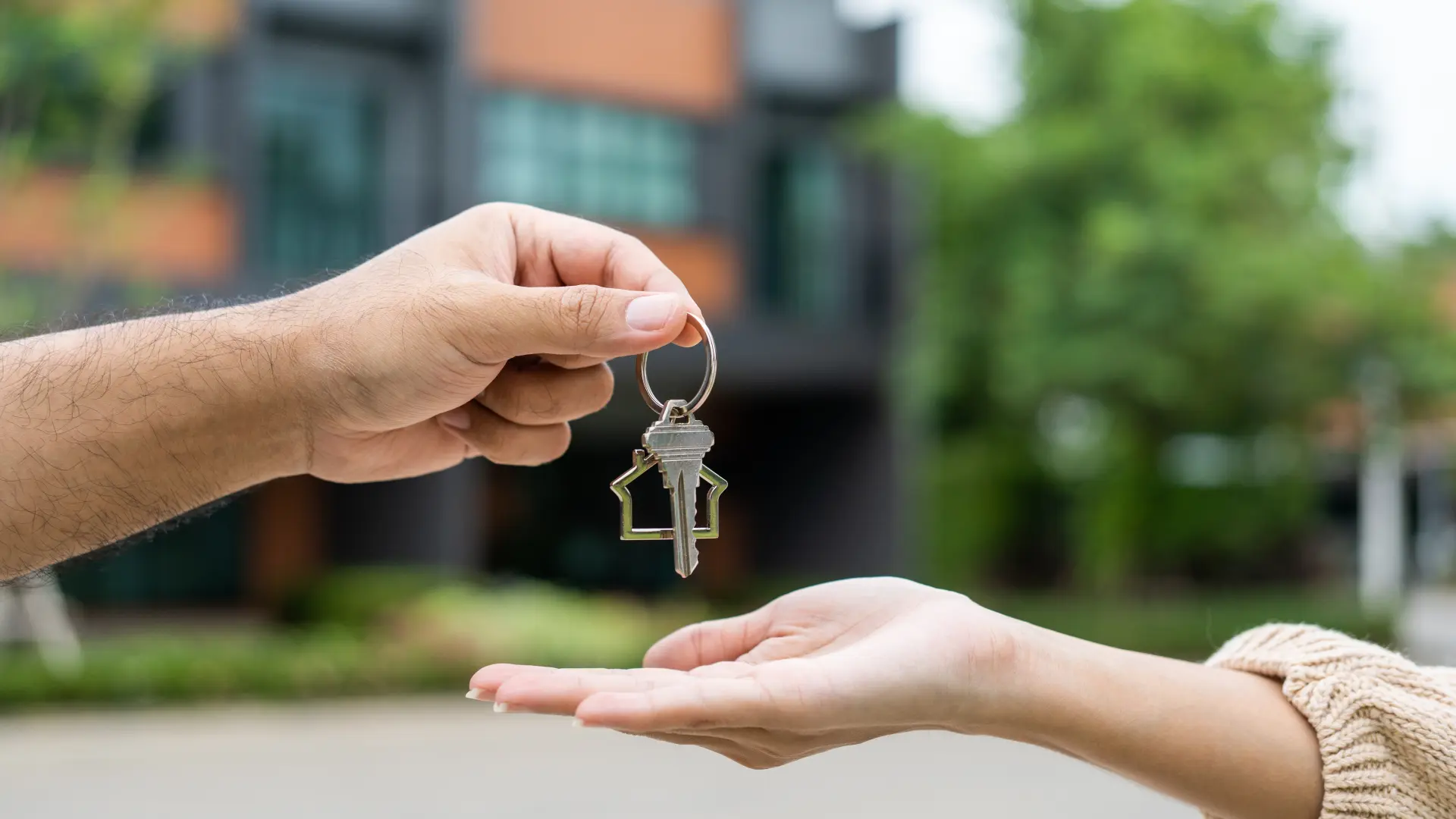 stanovi za mlade kupovina nekretnine shutterstock-67d43d15ef659.webp