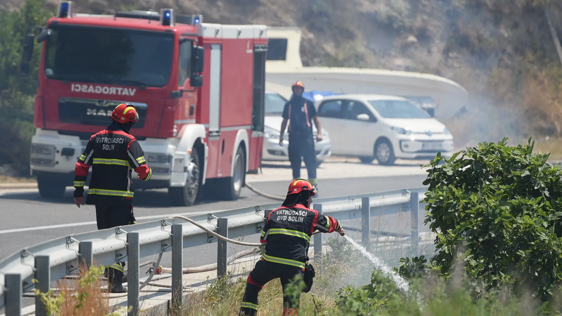 dalmacija požar hrvatski vatrogasci TANJUG FOTO HINA MARIO STRMOTIĆ-6856a2317b428.webp
